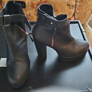 Chic Black Heeled Ankle Boots